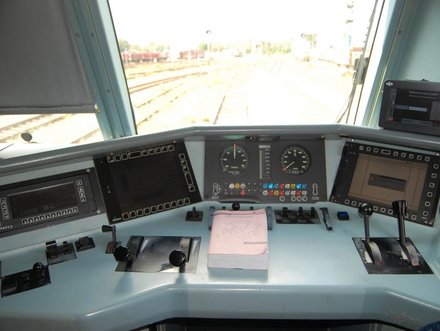 Blick aus dem Führerstand eines Zugs der Firma RBH Logistics